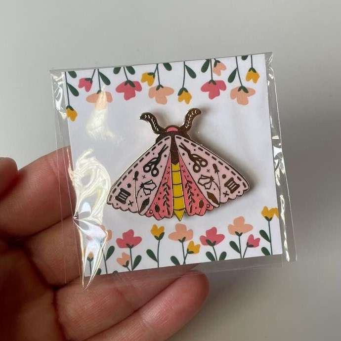 Spring Moth Needle Minder