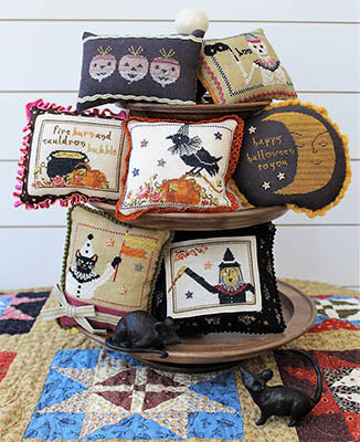 Harlequin Halloweeen Smalls Pattern
