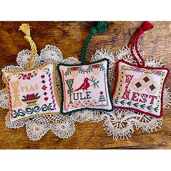 Vintage Christmas Alphabet 11 Pattern