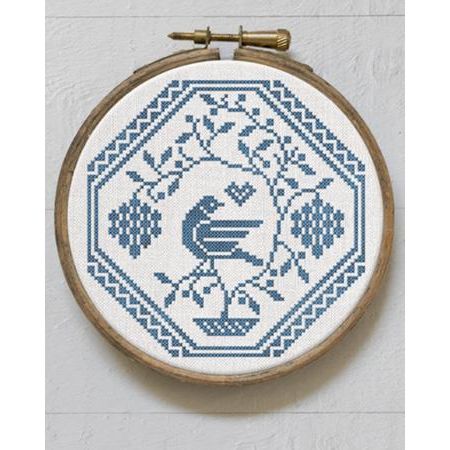 Quaker Medallion Bird in a Grapevine Pattern