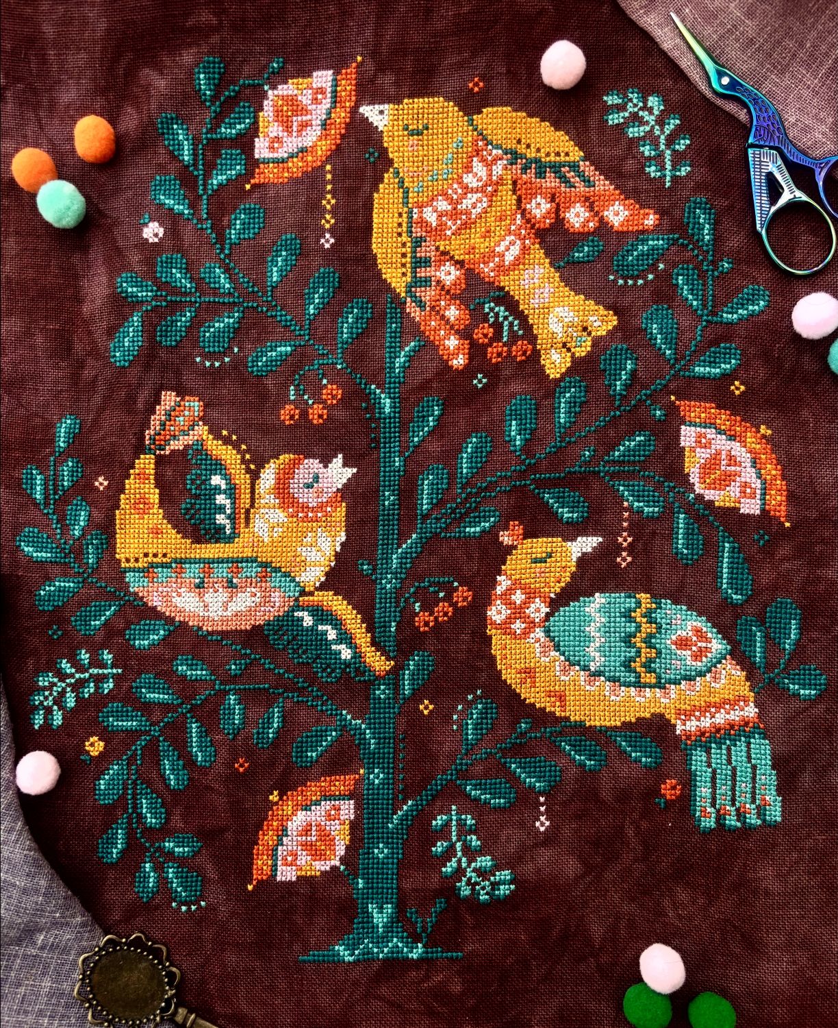 Songbirds and Berries Pattern