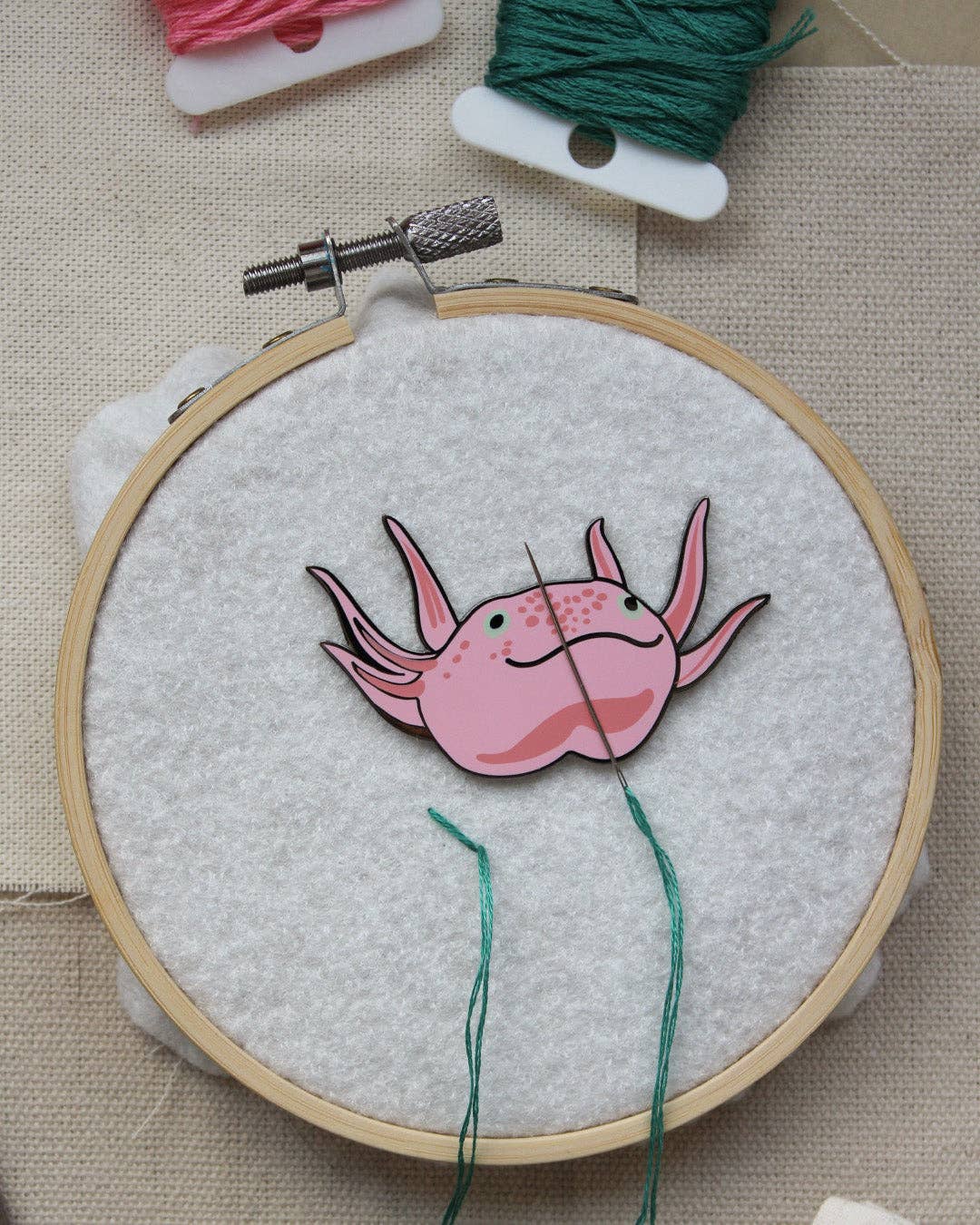 Axolotl Needle Minder