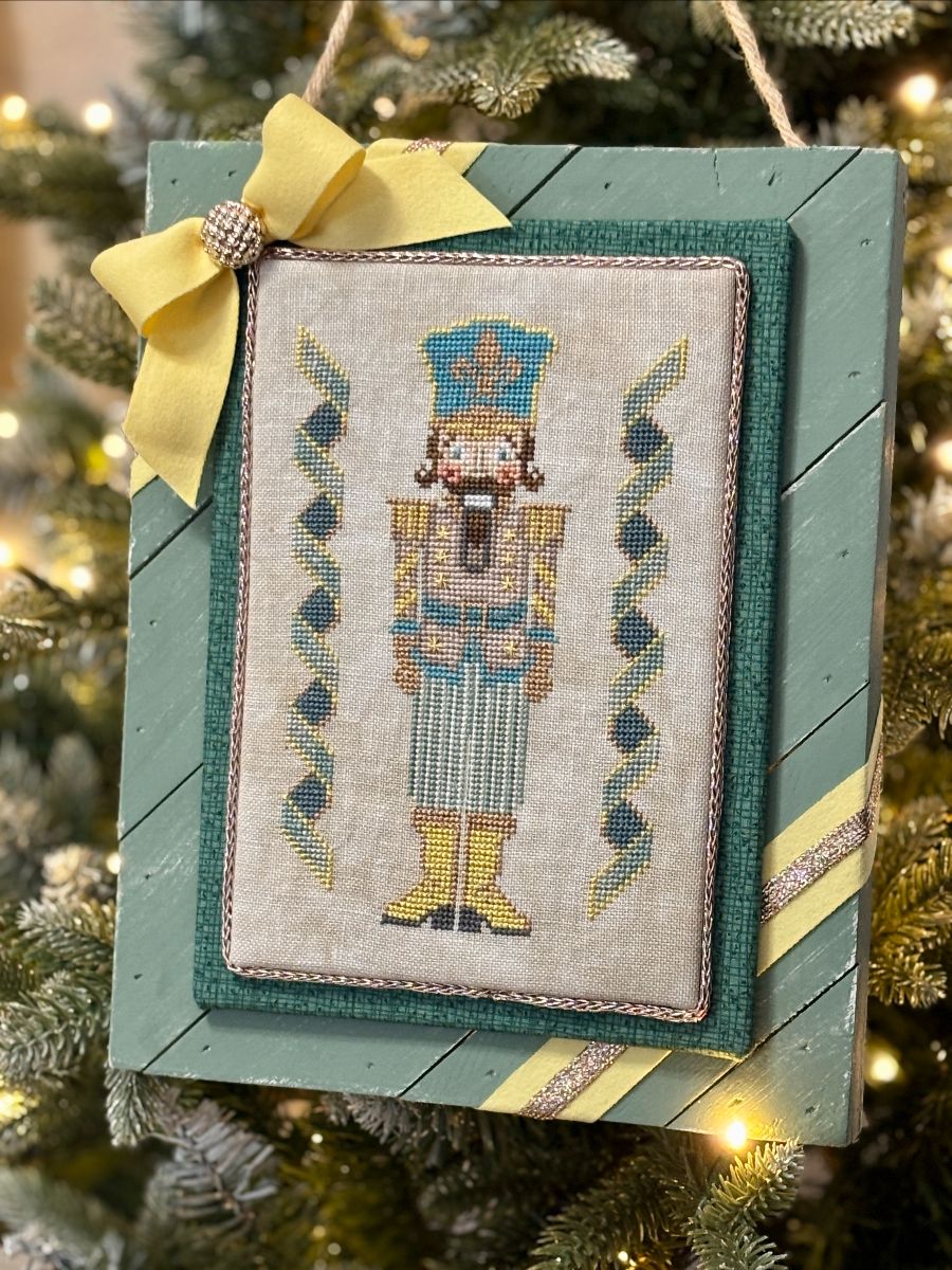Parisian Nutcracker Pattern