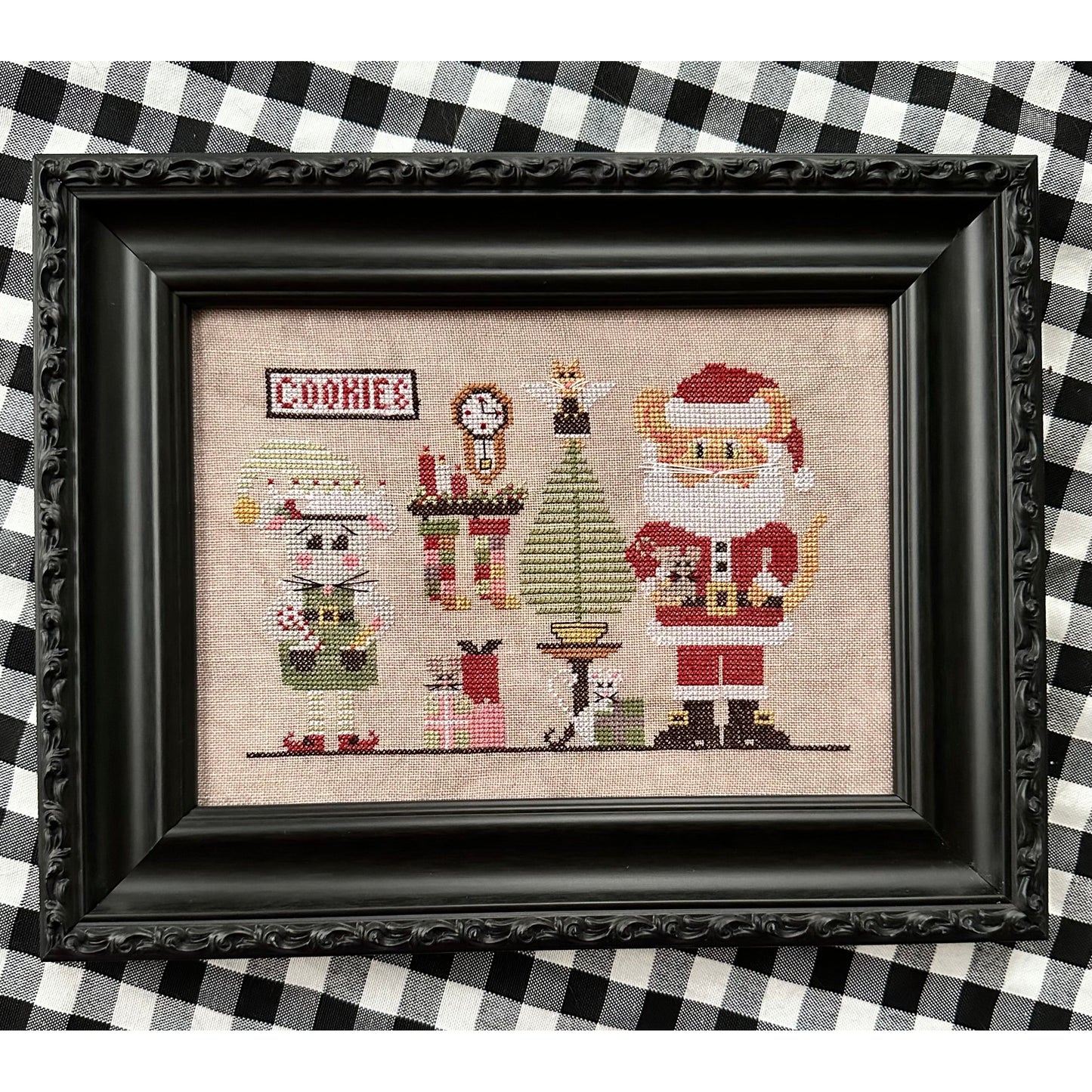 Santa Claws Pattern