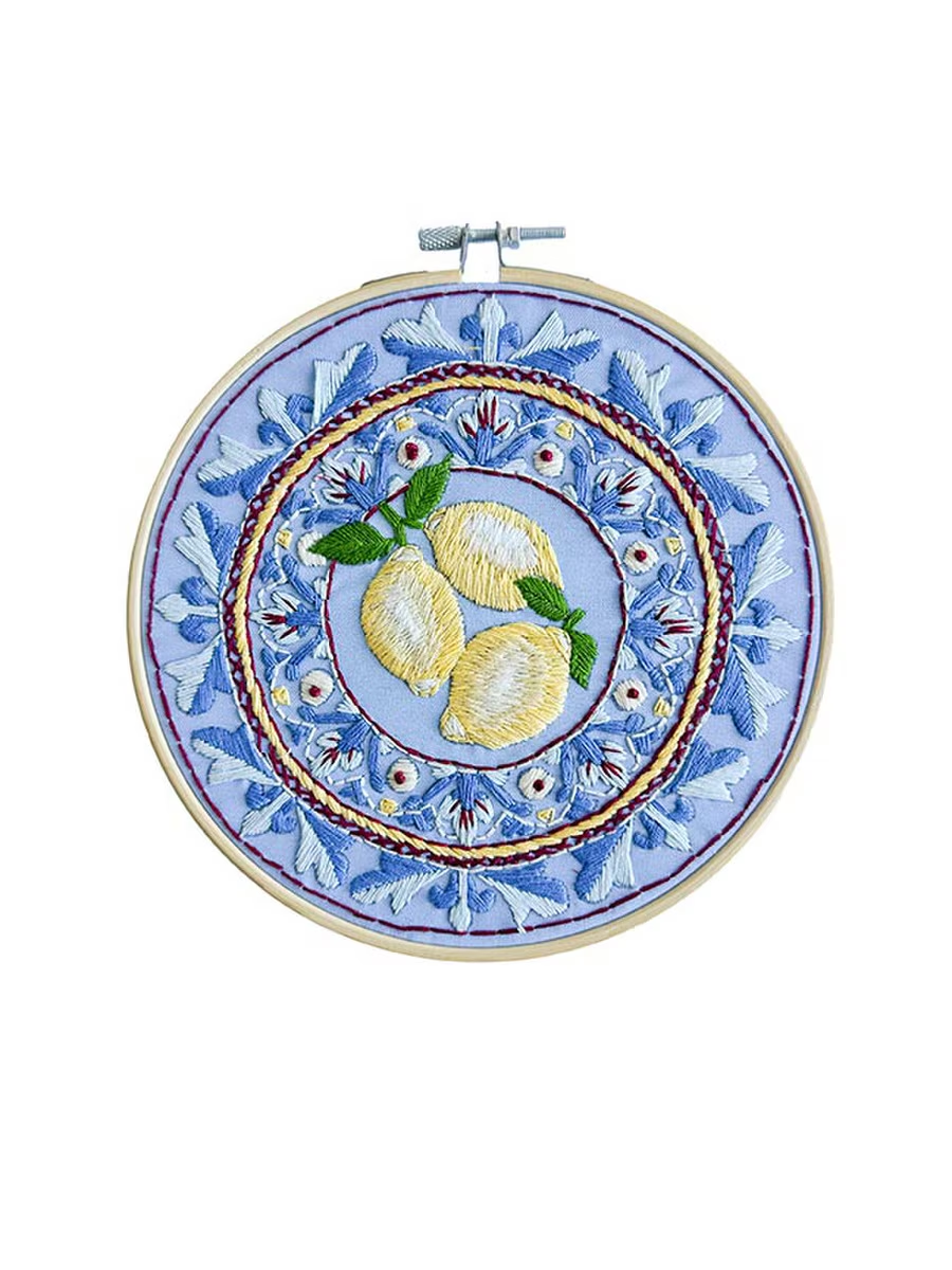 Amalfi Lemons Plate Embroidery Kit