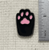 Black Paw Enamel Needle Minder