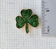 Glitter Shamrock Enamel Needle Minder