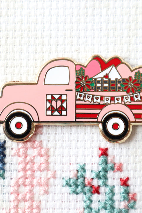 Valentines' Truck Needle Minder