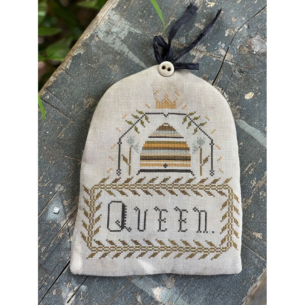 The Queen's Hive Pattern