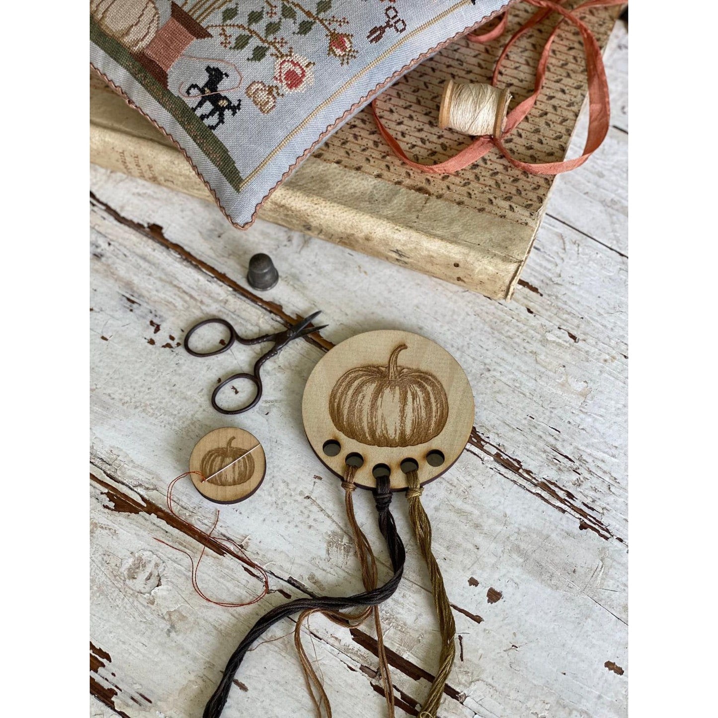 Pumpkin Thread Board