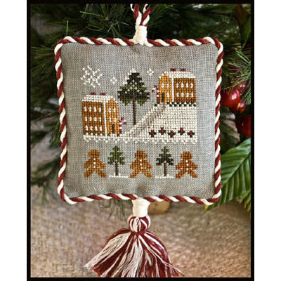 2011 Ornament 4 Gingerbread Village Pattern