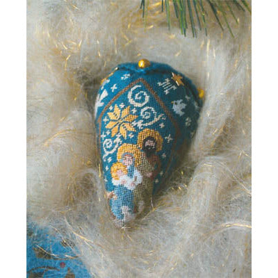 Nativity Berry Silk Pattern