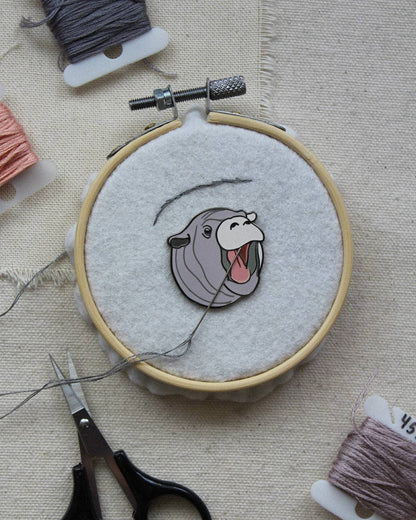 Pygmy Hippo Magnetic Needle Minder