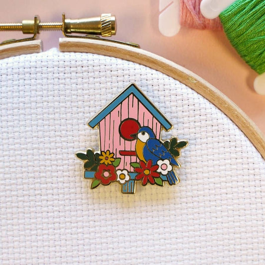 Birdhouse Magnetic Needle Minder