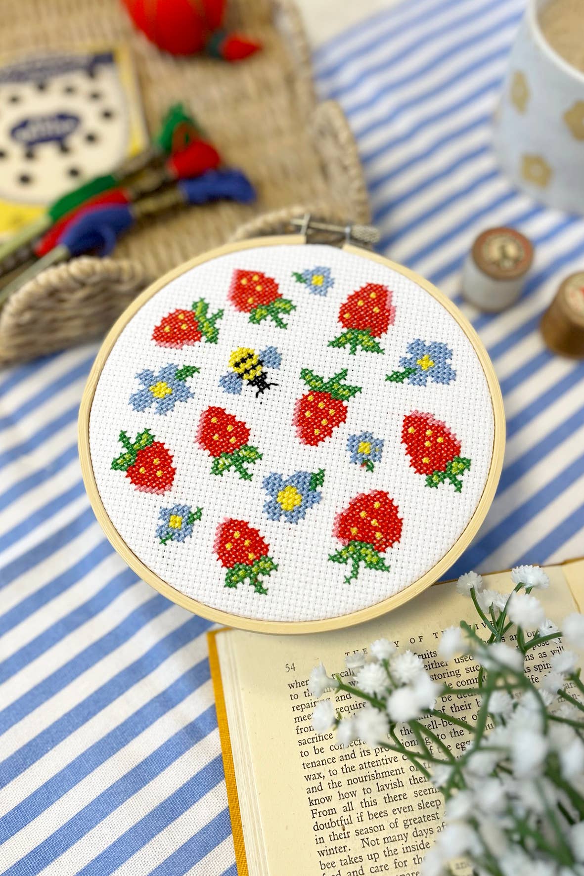 Summer Strawberries Large Cross Stitch Kit