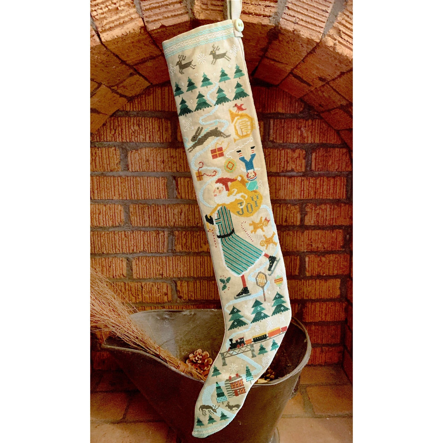 Skating Santa Stocking Pattern