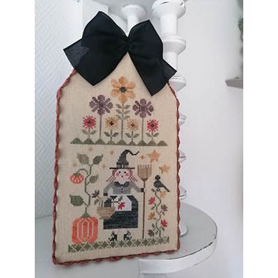 Petite Sorciere Pattern