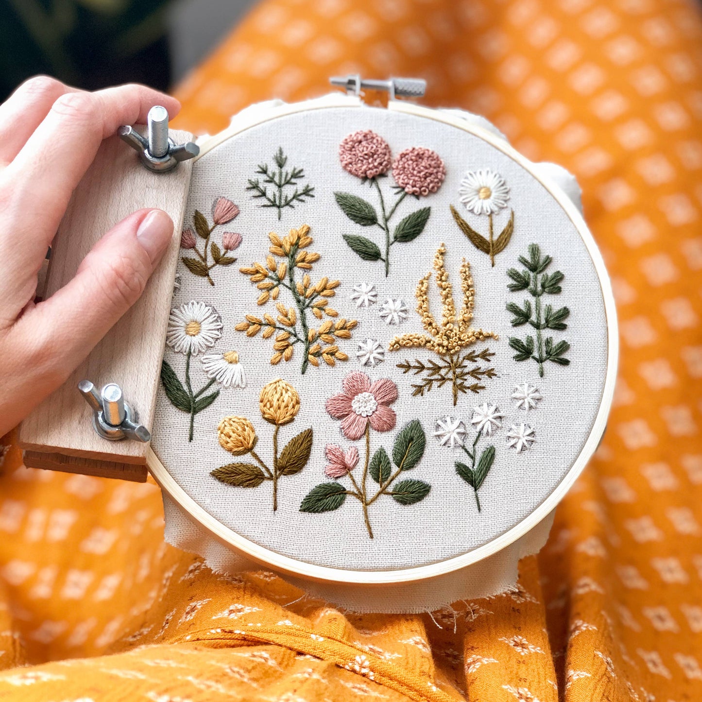 Floral Embroidery Kit