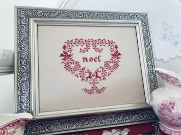 #475 Christmas Love Pattern