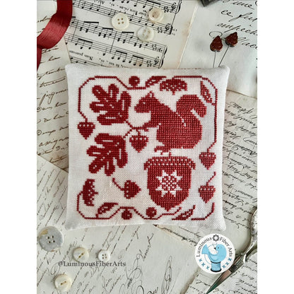 Autumn's Acorns Pattern