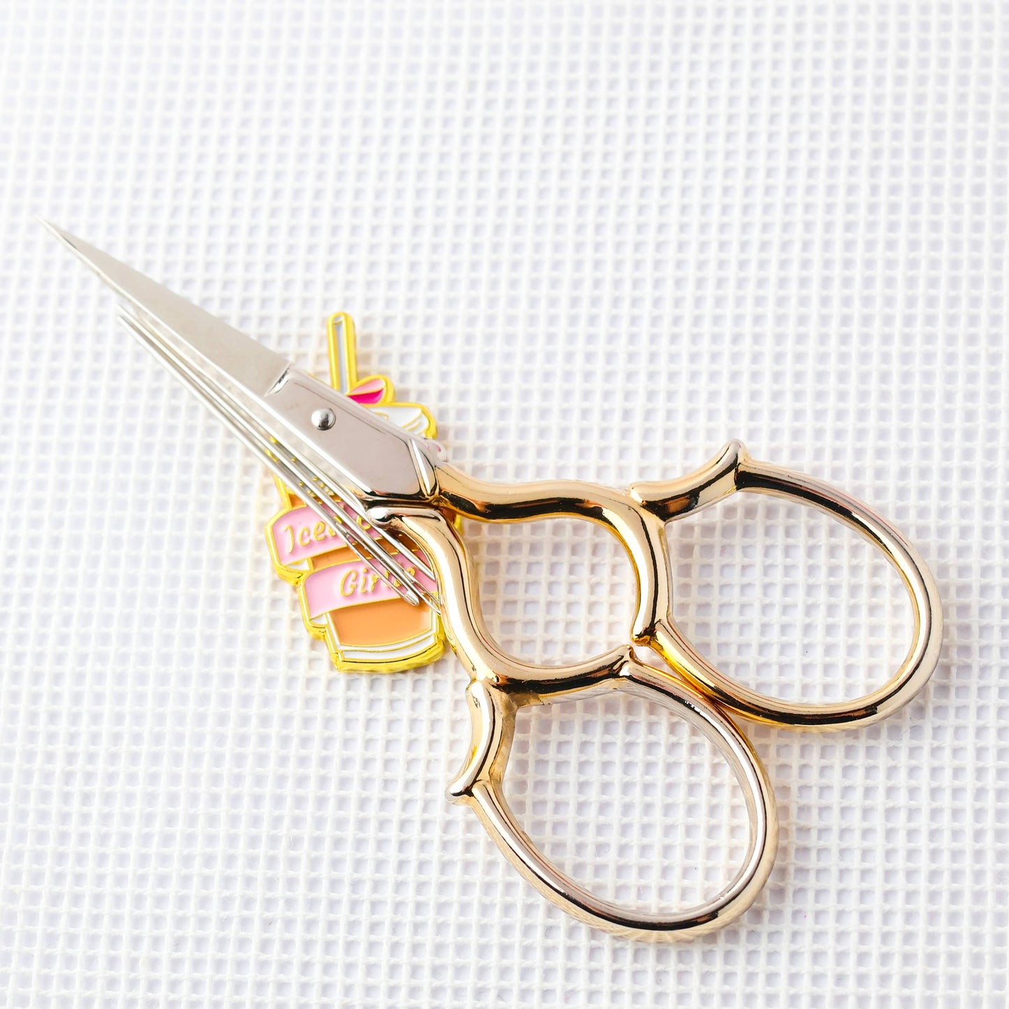 Coffee Girl Needle Minder