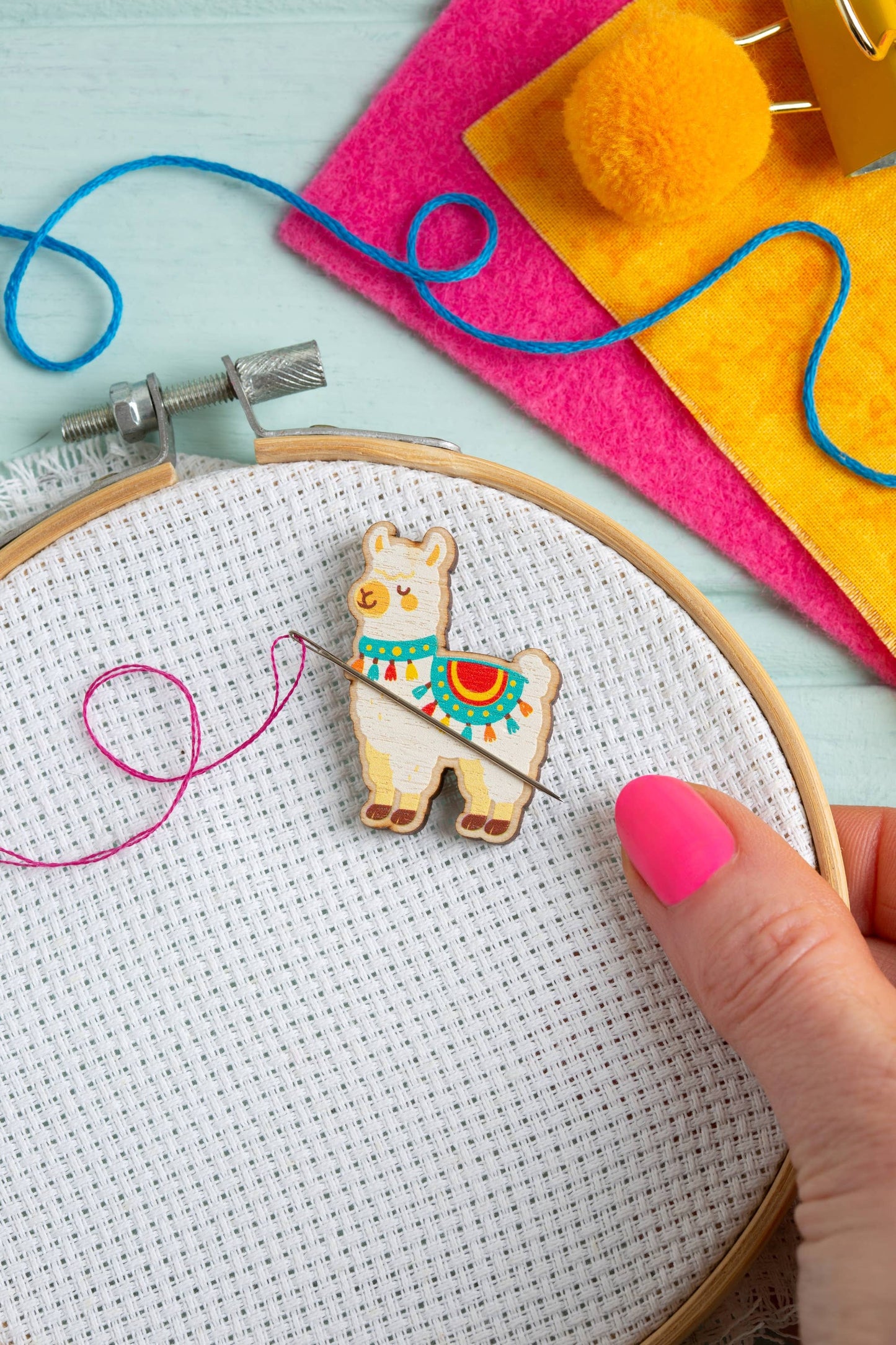 Alpaca Needle Minder