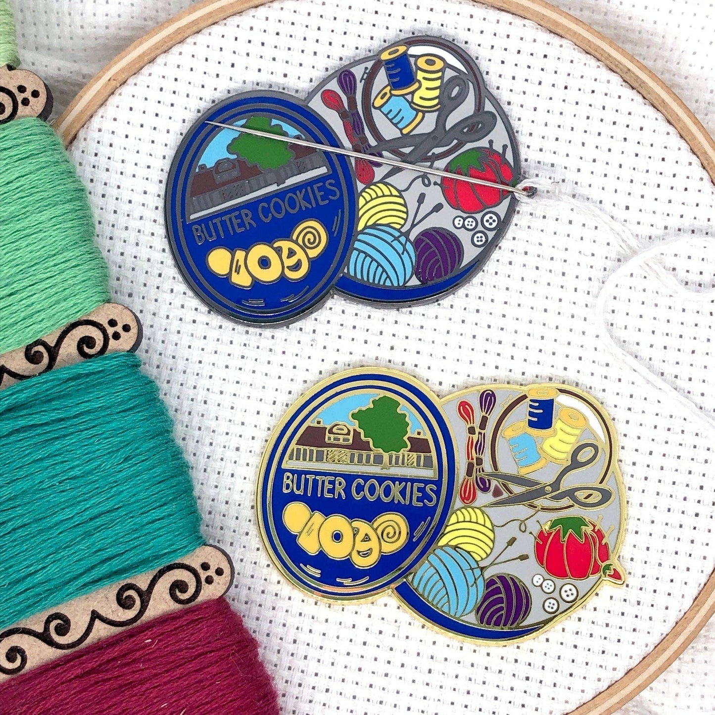 Cookie Tin Needle Minder