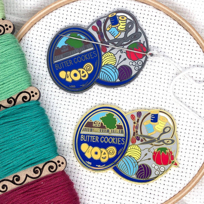 Cookie Tin Needle Minder