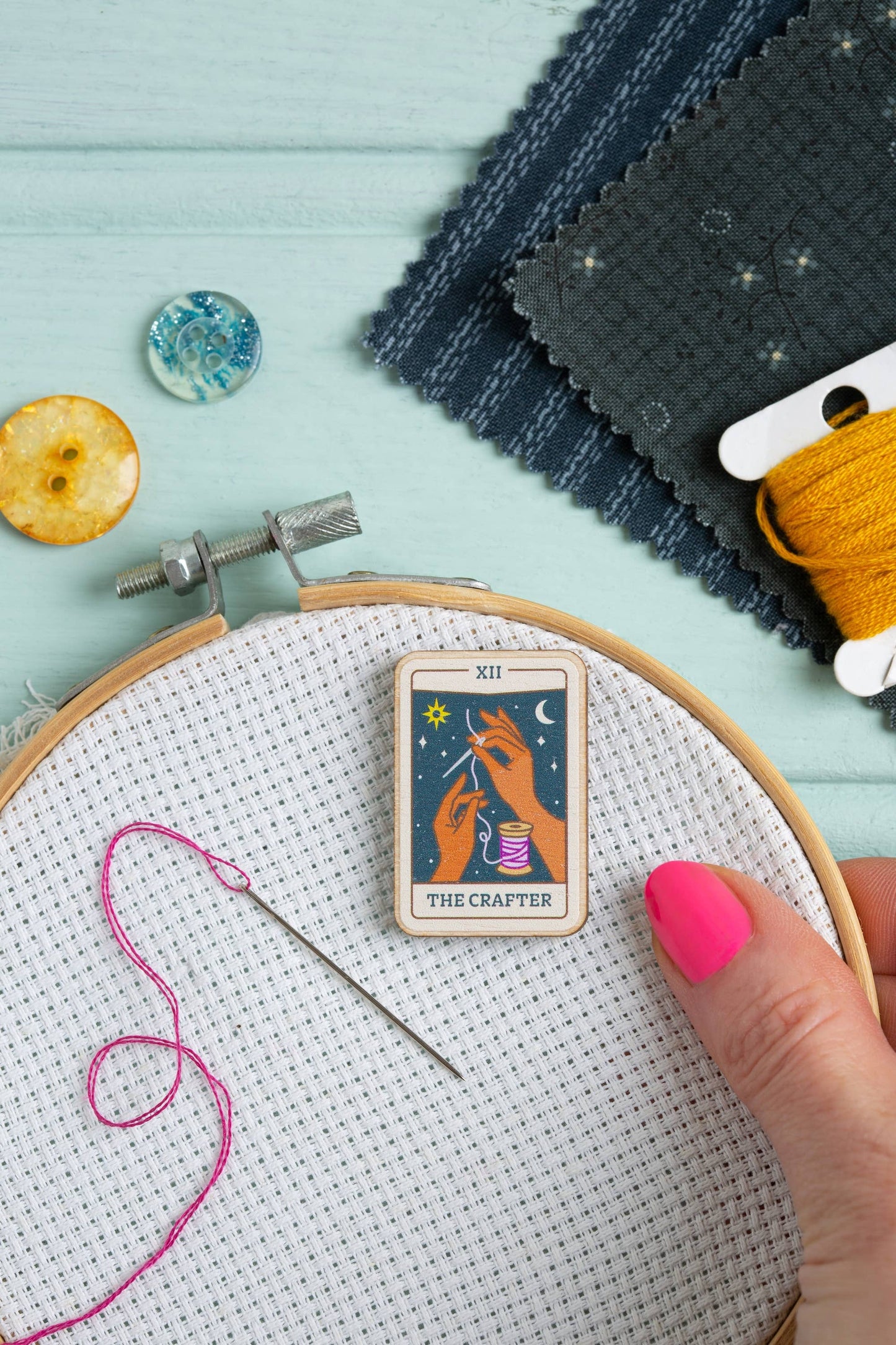 Tarot Card Needle Minder