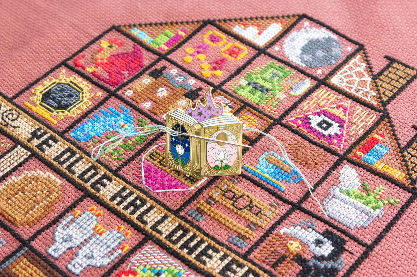 Fairy Book Needle Minder