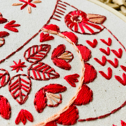Cardinal Embroidery Kit