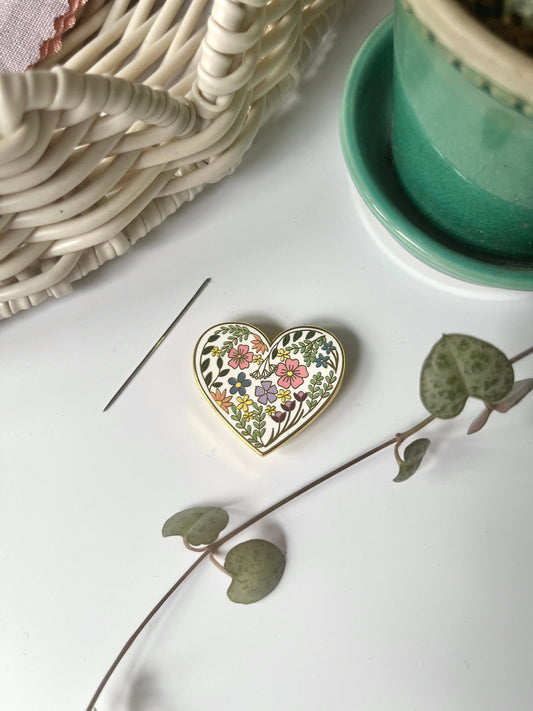 Needle Minder Heart Gold