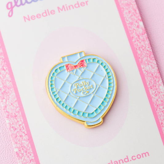 Blue Pocket Doll Compact Needle Minder