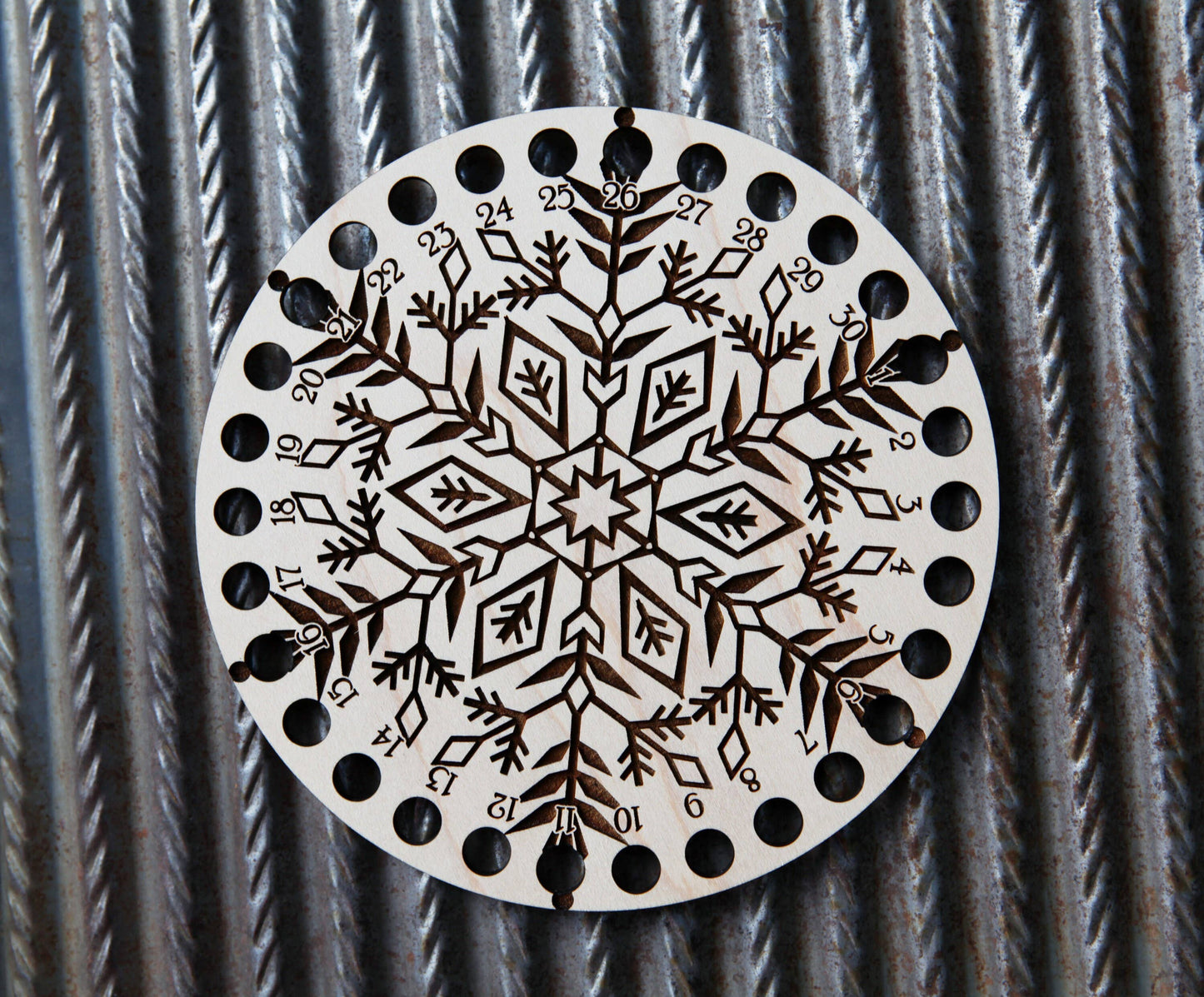 Snowflake 30-Hole Maple Wood Embroidery Floss Storage Holder