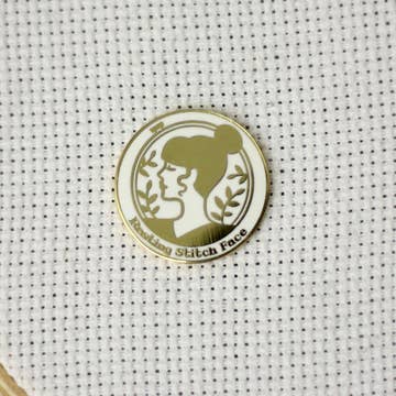 Resting Stitch Face Needle Minder