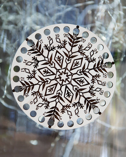 Snowflake 30-Hole Maple Wood Embroidery Floss Storage Holder