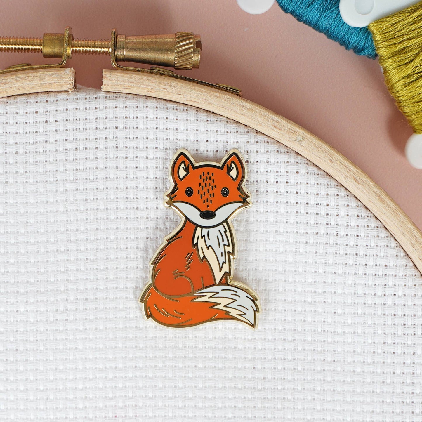Fox Needle Minder