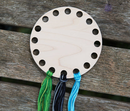 Seahorse Embroidery Floss Storage Holder Maple Wood Circle