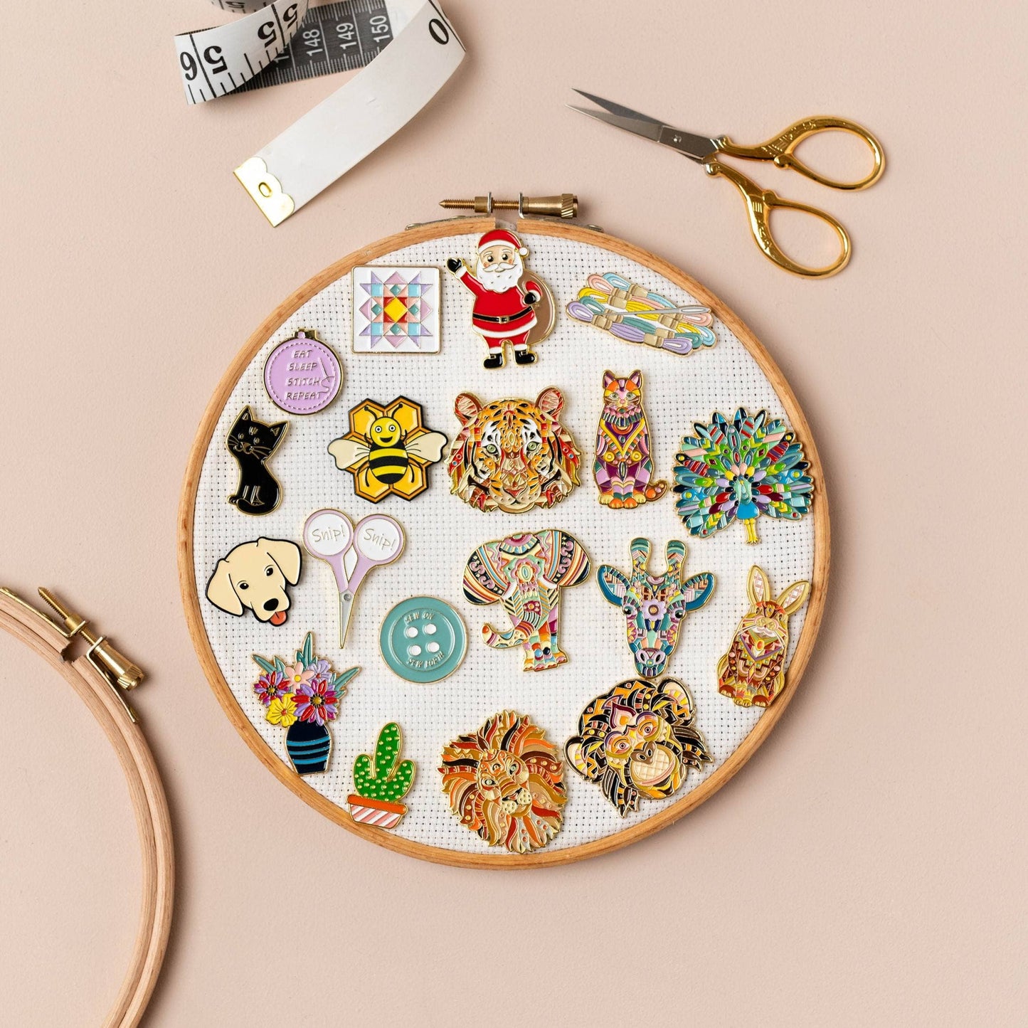 Mandala Bear Needle Minder