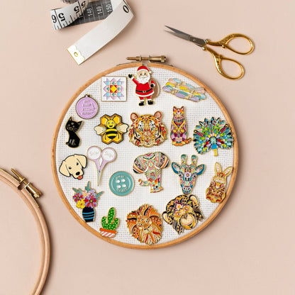 Mandala Bear Needle Minder