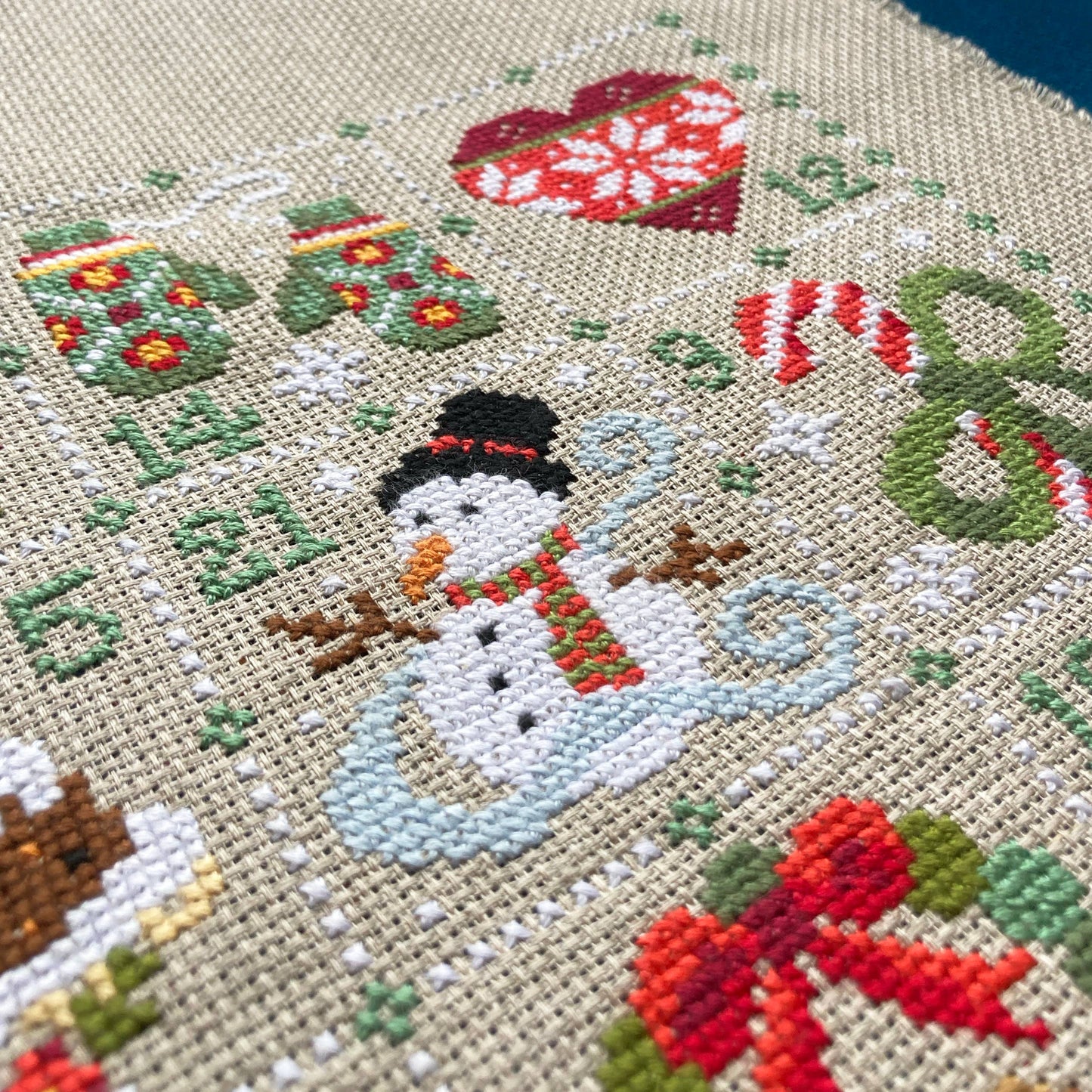 Feeling Festive Advent Pattern