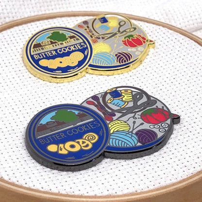 Cookie Tin Needle Minder