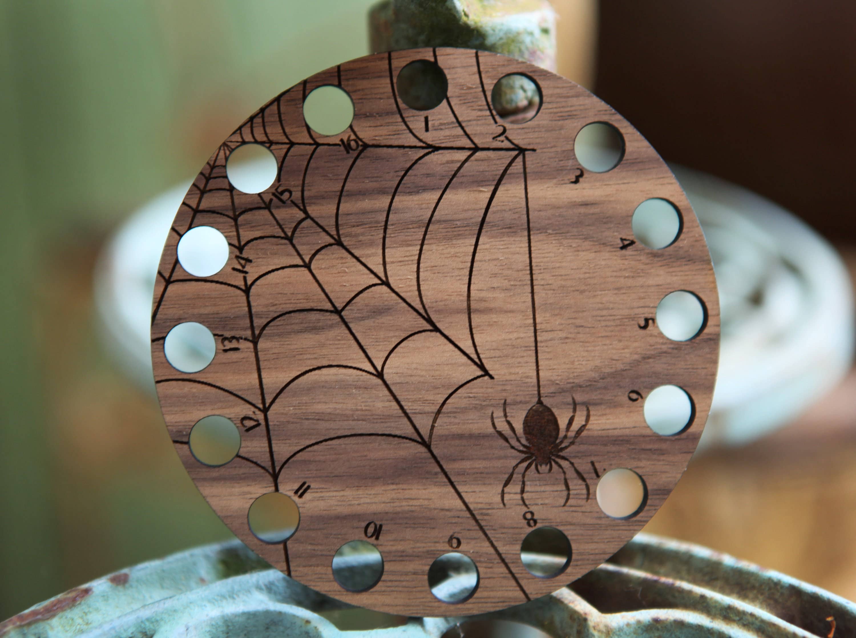 Spider Web Thread Storage Holder Walnut Wood – Colour and Cotton