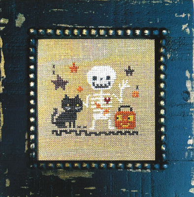 Cat and Bones Pattern