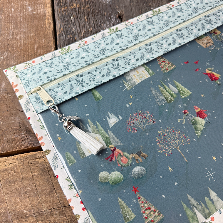 Project Bag Charcoal with Vinyl Front 11 x 14 Inches {The Magic of Winter}