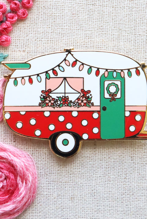 Christmas Camper Needle Minder