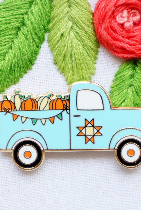 Fall Pumpkin Truck Needle Minder