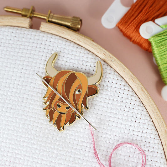 Highland Cow Needle Minder