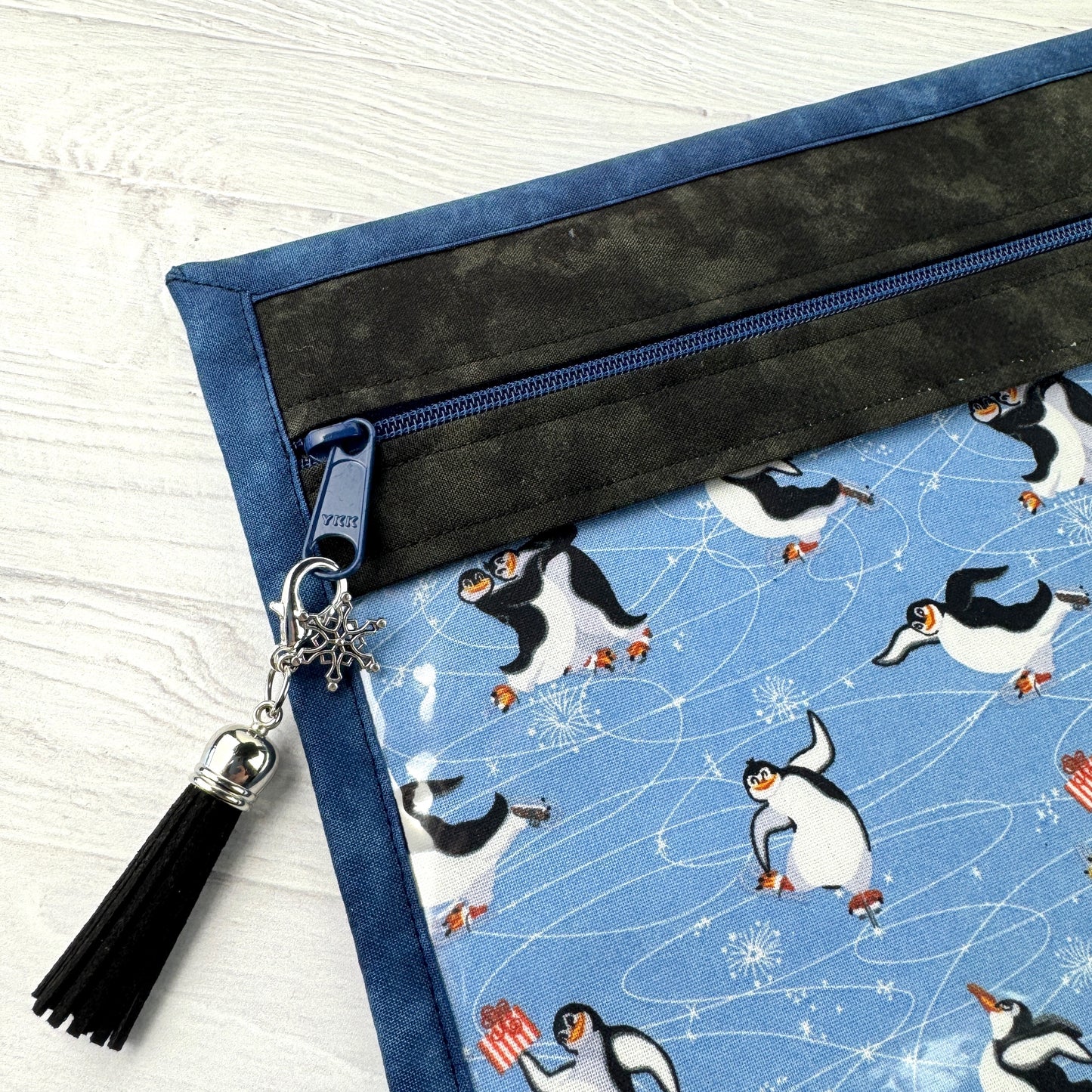 Project Bag Penguins with Vinyl Front 11 x 14 Inches