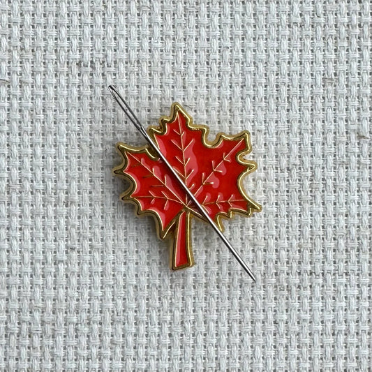 Fall Leaf Needle Minder